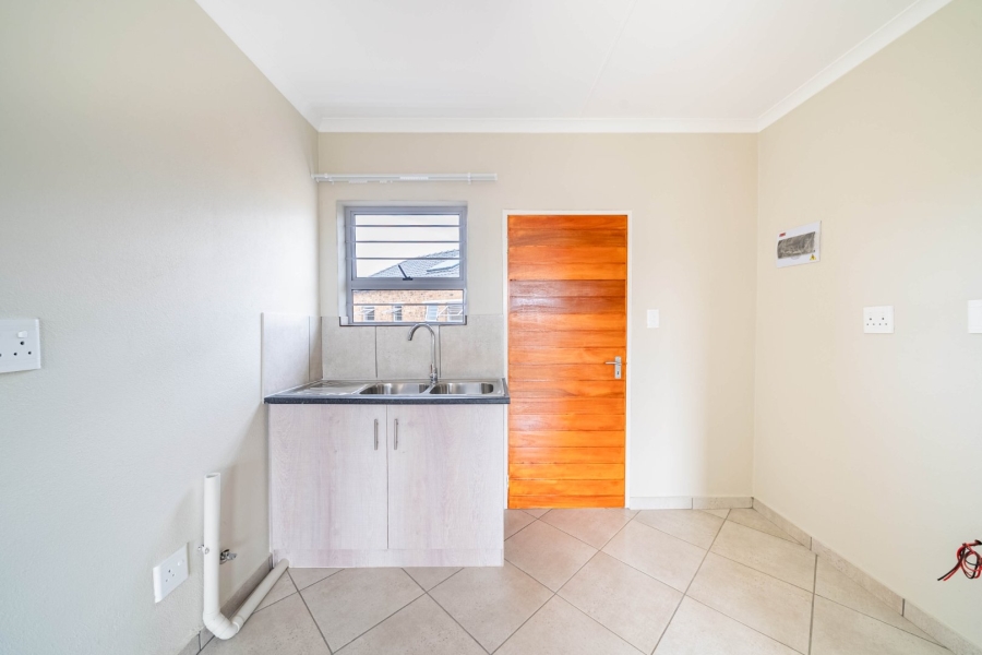 3 Bedroom Property for Sale in Olievenhoutbosch Gauteng