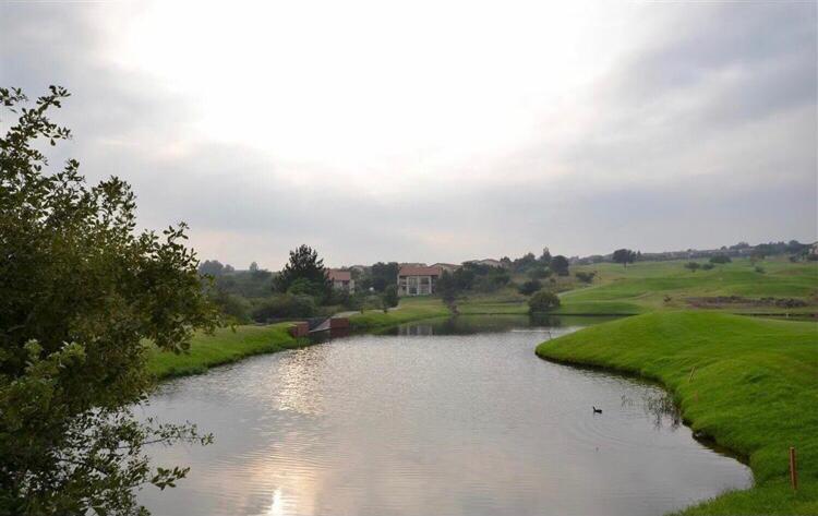 To Let 2 Bedroom Property for Rent in Jackal Creek Golf Estate Gauteng