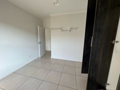 To Let 1 Bedroom Property for Rent in Olivedale Gauteng