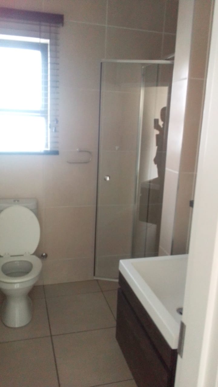 To Let 1 Bedroom Property for Rent in Olivedale Gauteng