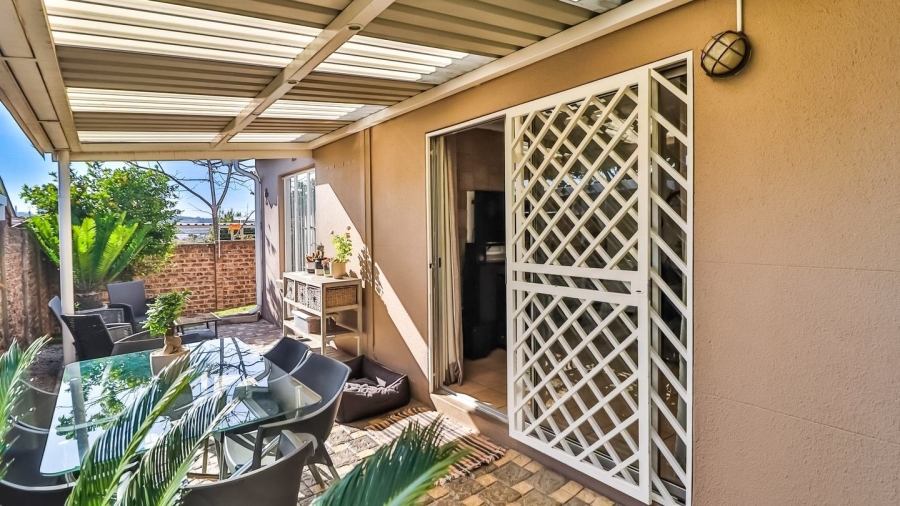 2 Bedroom Property for Sale in Eden Glen Gauteng