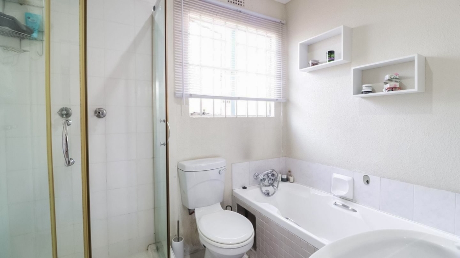 2 Bedroom Property for Sale in Eden Glen Gauteng