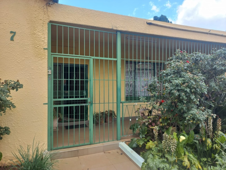 3 Bedroom Property for Sale in Bezuidenhout Valley Gauteng