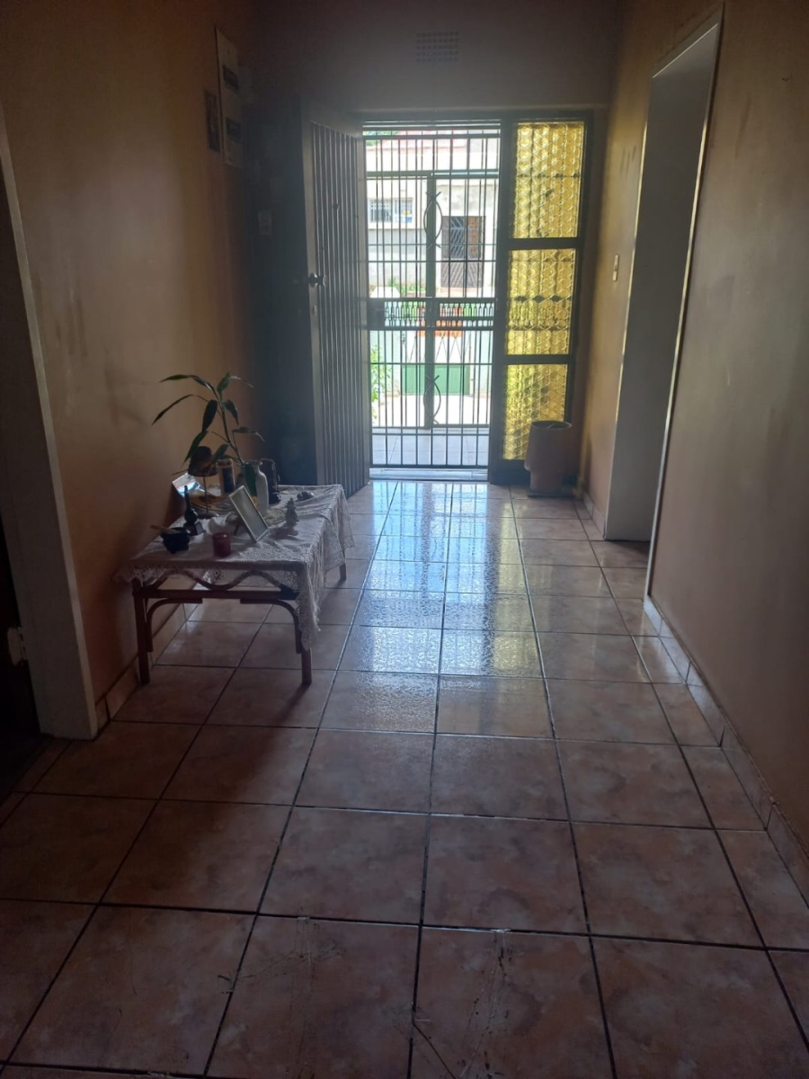 3 Bedroom Property for Sale in Bezuidenhout Valley Gauteng