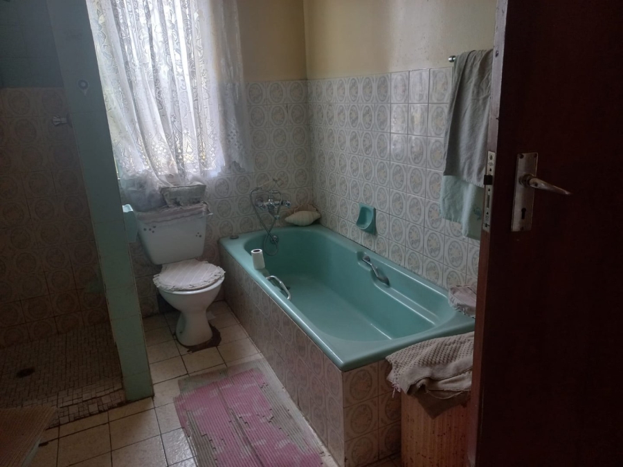 3 Bedroom Property for Sale in Bezuidenhout Valley Gauteng