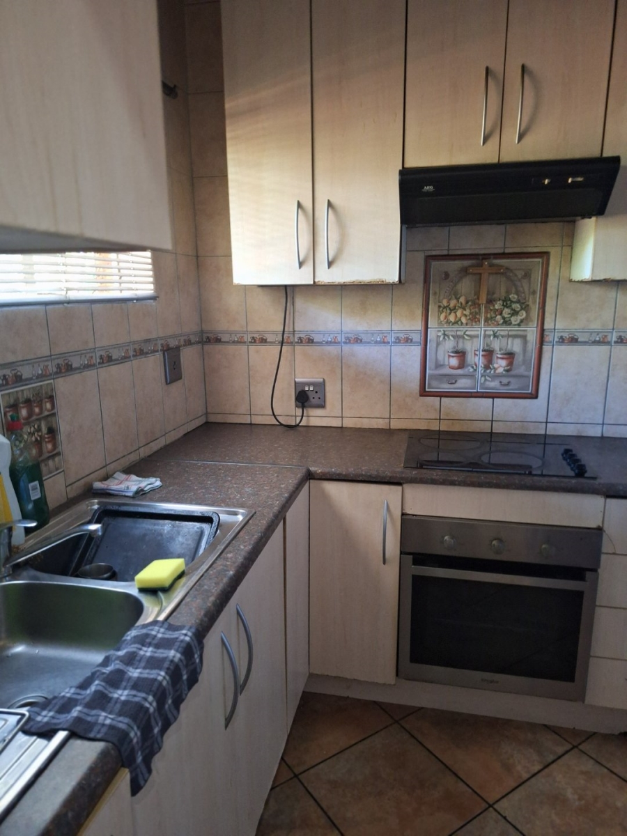 To Let 3 Bedroom Property for Rent in Villieria Gauteng