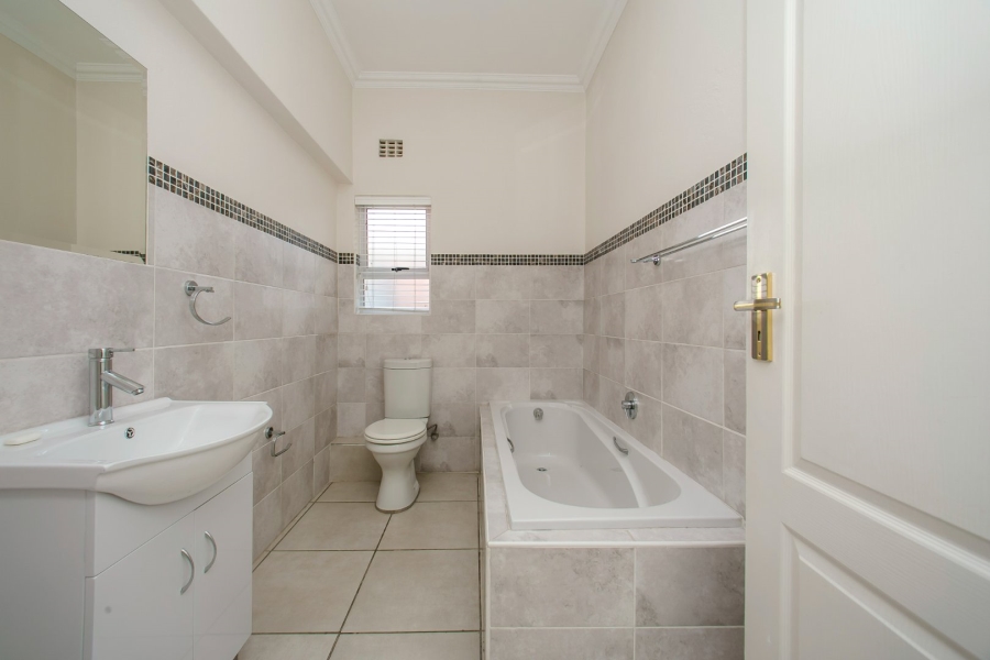 2 Bedroom Property for Sale in Parkview Gauteng