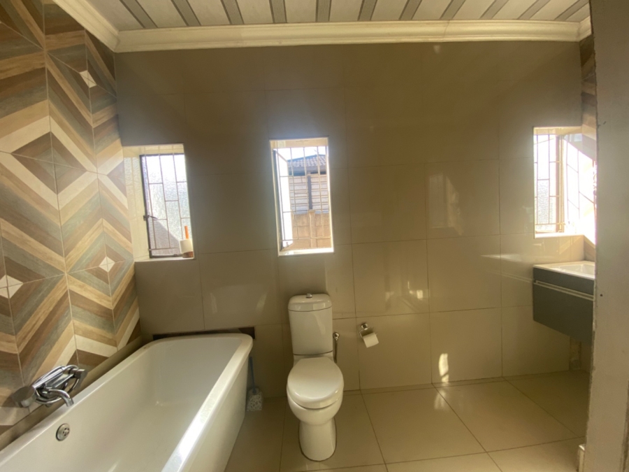  Bedroom Property for Sale in Vanderbijlpark CE 1 Gauteng