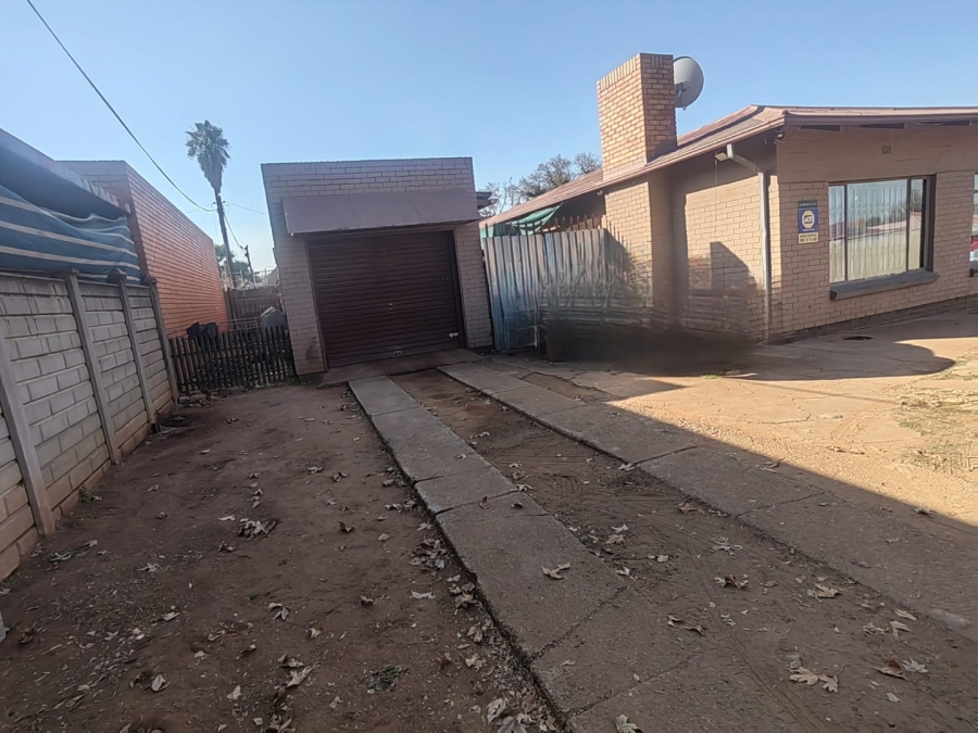  Bedroom Property for Sale in Vanderbijlpark CE 1 Gauteng