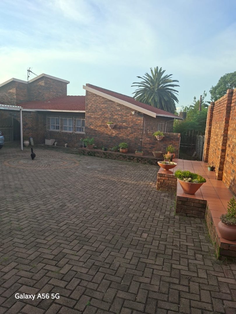 To Let 3 Bedroom Property for Rent in Terenure Gauteng