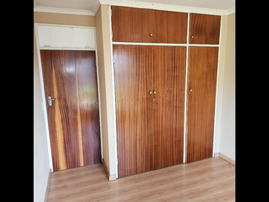 To Let 4 Bedroom Property for Rent in Terenure Gauteng