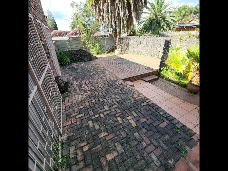 To Let 4 Bedroom Property for Rent in Terenure Gauteng