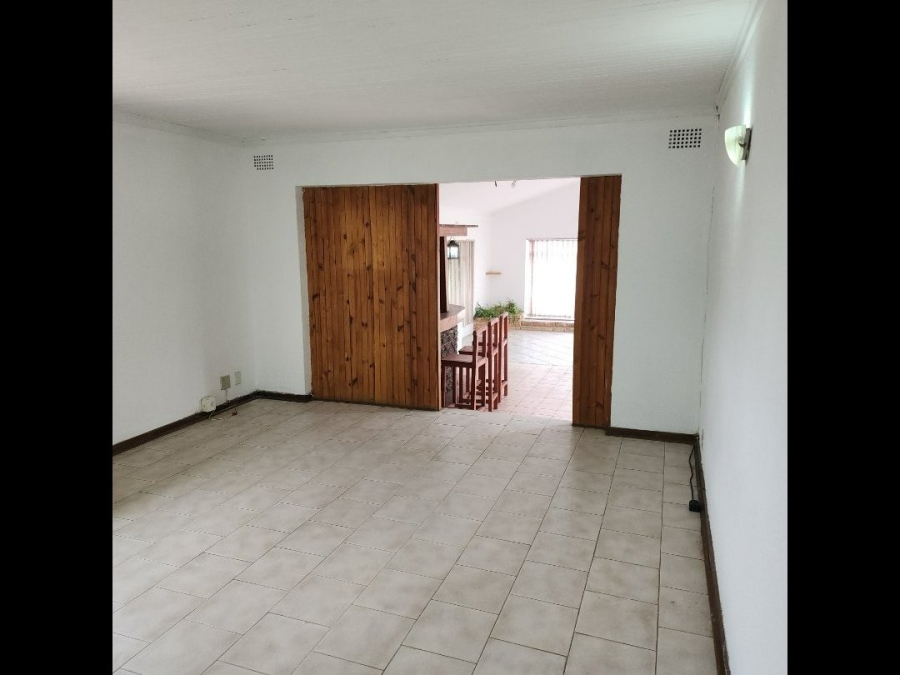 To Let 5 Bedroom Property for Rent in Terenure Gauteng