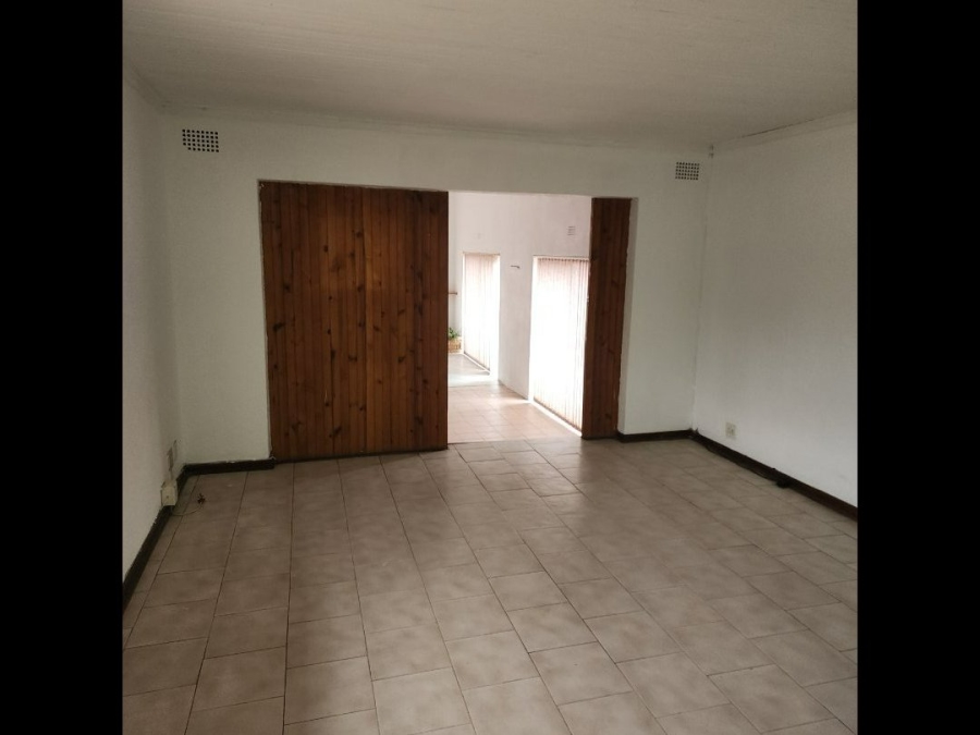 To Let 5 Bedroom Property for Rent in Terenure Gauteng