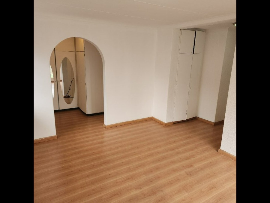 To Let 5 Bedroom Property for Rent in Terenure Gauteng