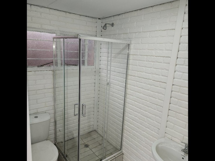 To Let 5 Bedroom Property for Rent in Terenure Gauteng