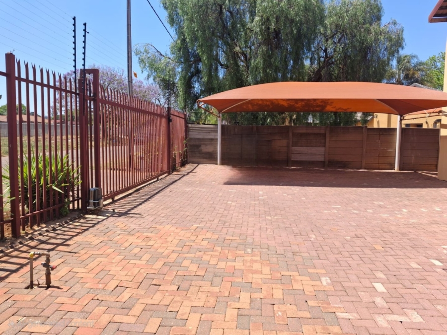 To Let 2 Bedroom Property for Rent in Erasmia Gauteng