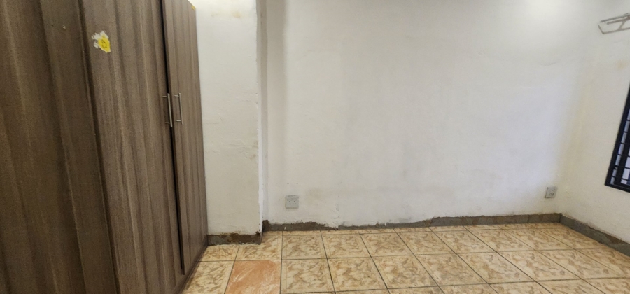 To Let 2 Bedroom Property for Rent in Erasmia Gauteng