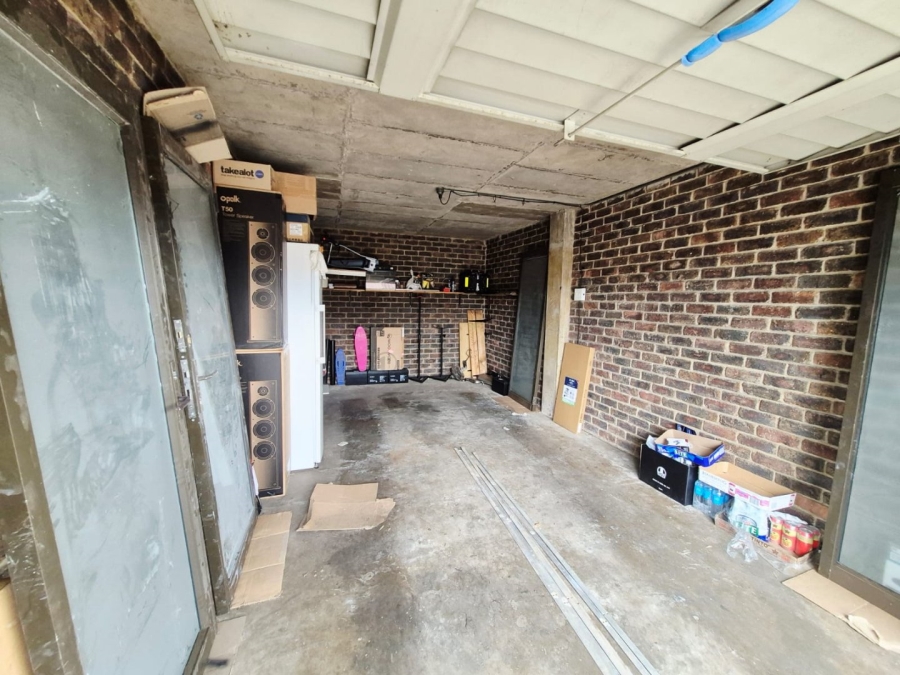 3 Bedroom Property for Sale in La Montagne Gauteng