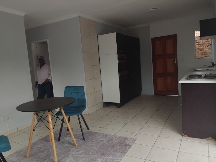 3 Bedroom Property for Sale in Birchleigh Gauteng