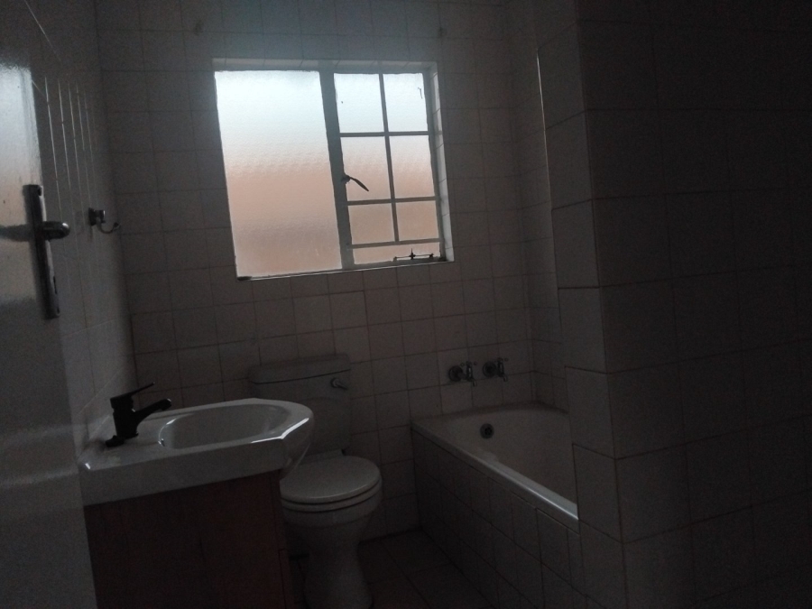 3 Bedroom Property for Sale in Birchleigh Gauteng