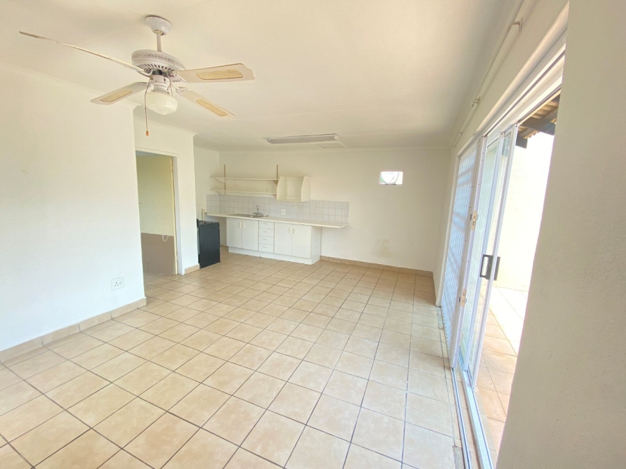 To Let 1 Bedroom Property for Rent in Olivedale Gauteng