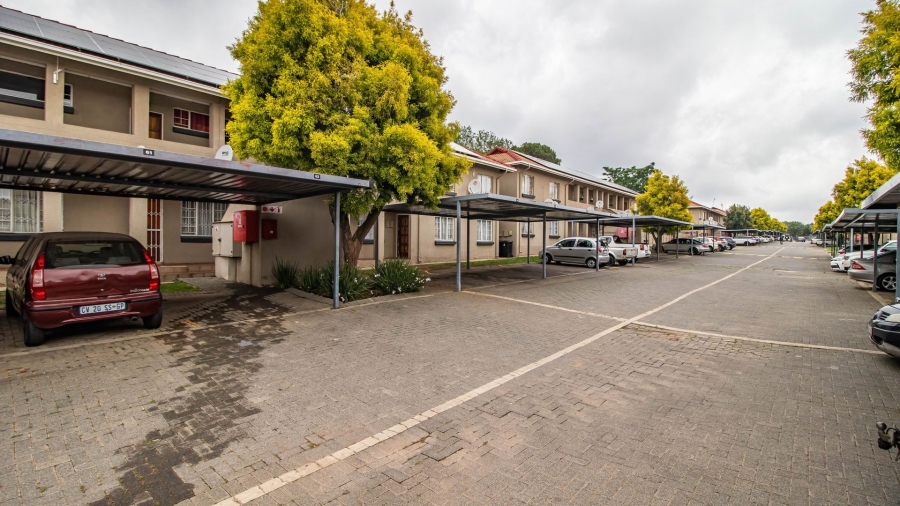 2 Bedroom Property for Sale in Eden Glen Gauteng