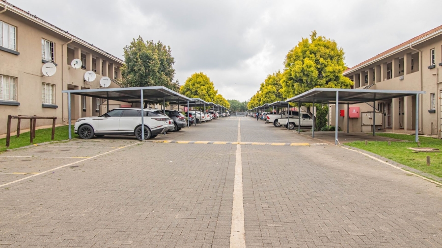 2 Bedroom Property for Sale in Eden Glen Gauteng