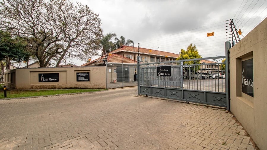 2 Bedroom Property for Sale in Eden Glen Gauteng