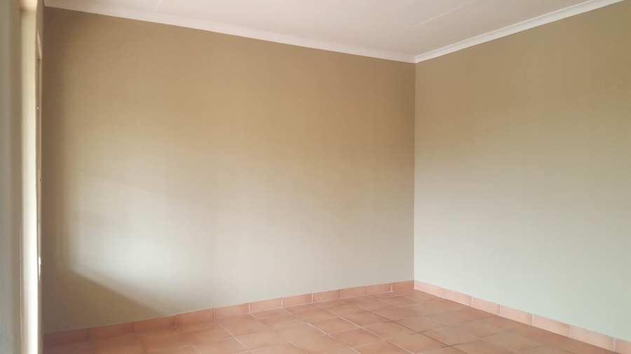 To Let 3 Bedroom Property for Rent in Noordhang Gauteng
