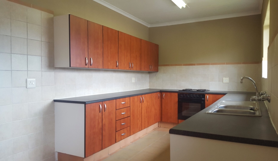 To Let 3 Bedroom Property for Rent in Noordhang Gauteng