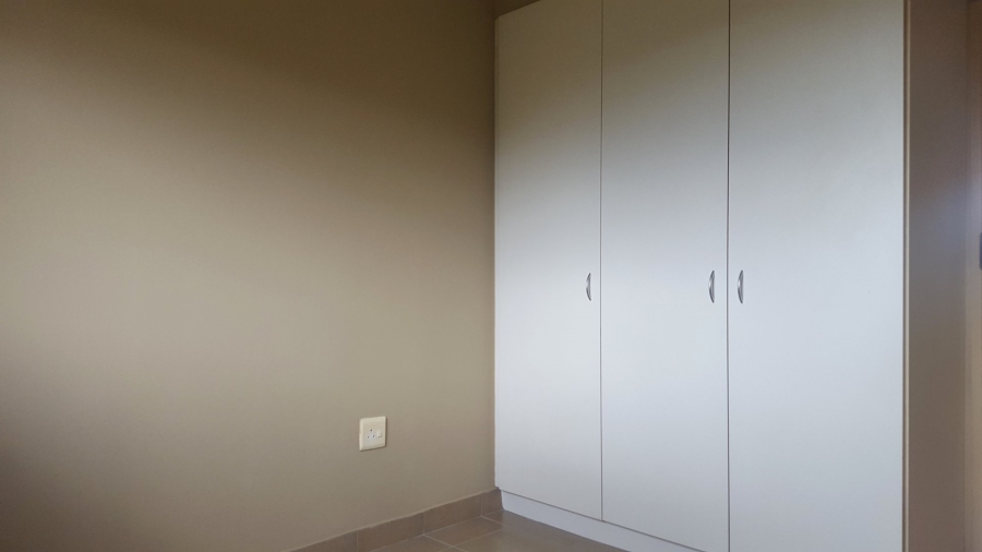 To Let 3 Bedroom Property for Rent in Noordhang Gauteng