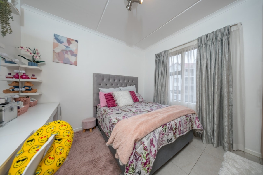 2 Bedroom Property for Sale in Modderfontein Gauteng