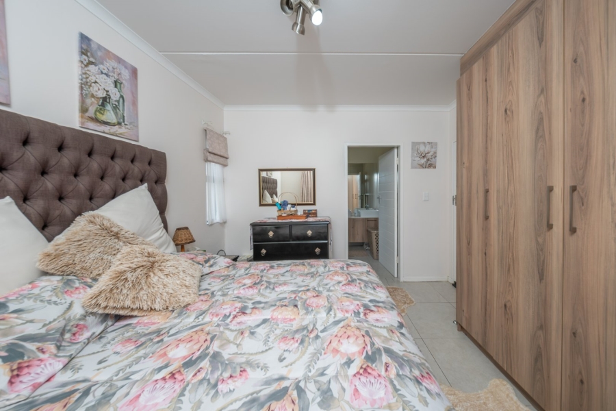 2 Bedroom Property for Sale in Modderfontein Gauteng