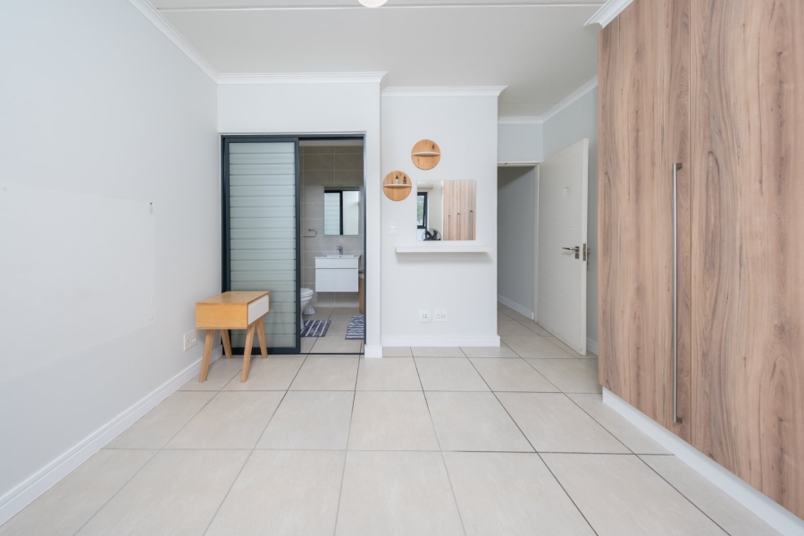 2 Bedroom Property for Sale in Linbro Park Gauteng