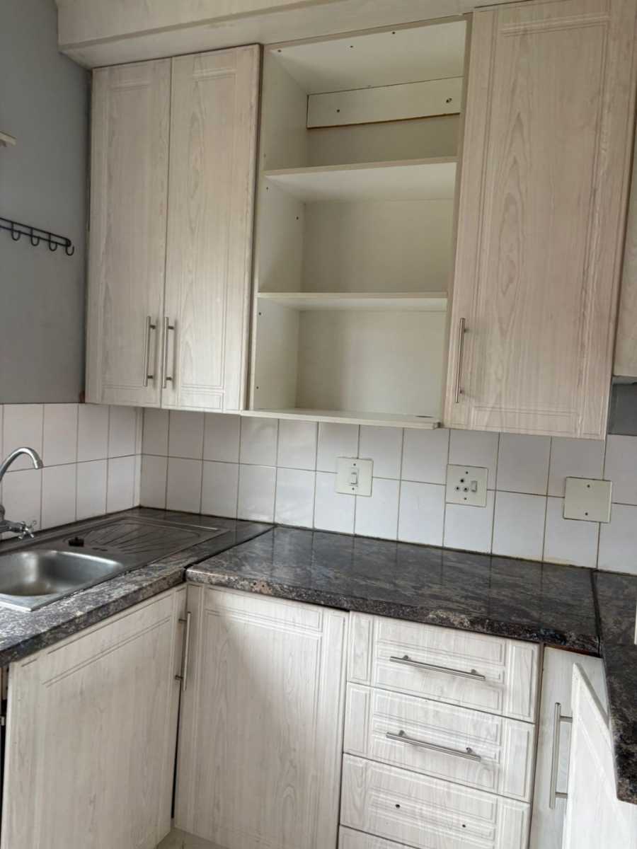 To Let 2 Bedroom Property for Rent in Terenure Gauteng