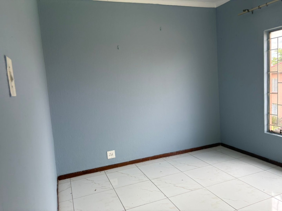 To Let 2 Bedroom Property for Rent in Terenure Gauteng
