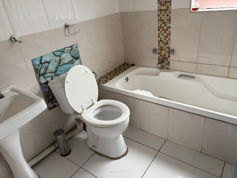 To Let 2 Bedroom Property for Rent in Terenure Gauteng