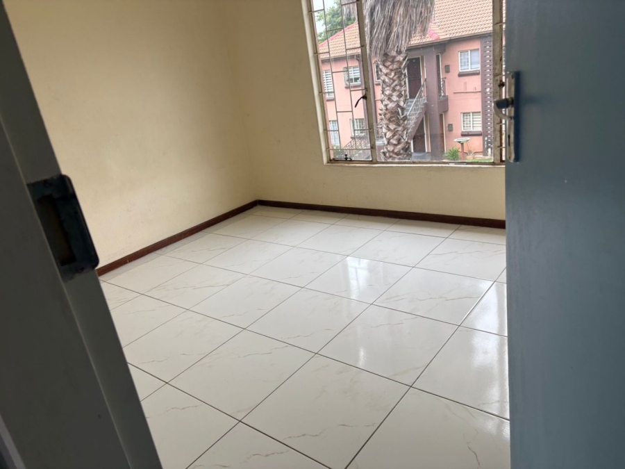 To Let 2 Bedroom Property for Rent in Terenure Gauteng