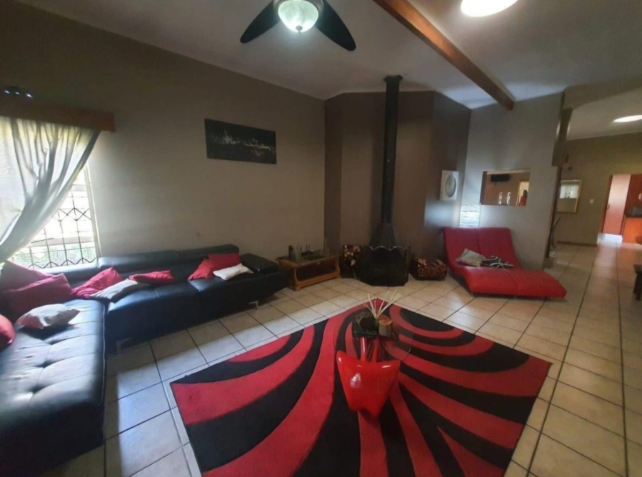 4 Bedroom Property for Sale in Vanderbijlpark Sw 2 Gauteng