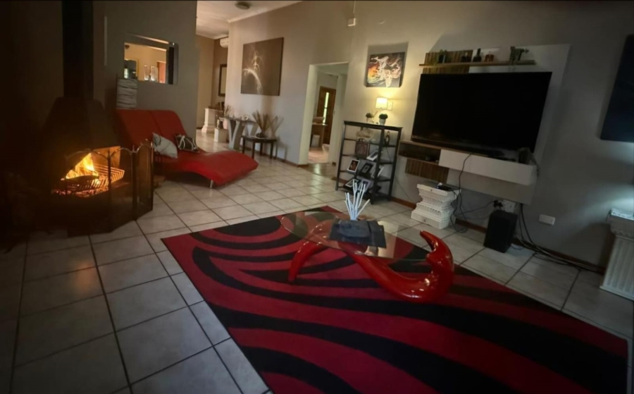 4 Bedroom Property for Sale in Vanderbijlpark Sw 2 Gauteng