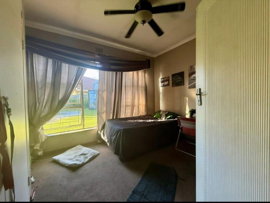 4 Bedroom Property for Sale in Vanderbijlpark Sw 2 Gauteng