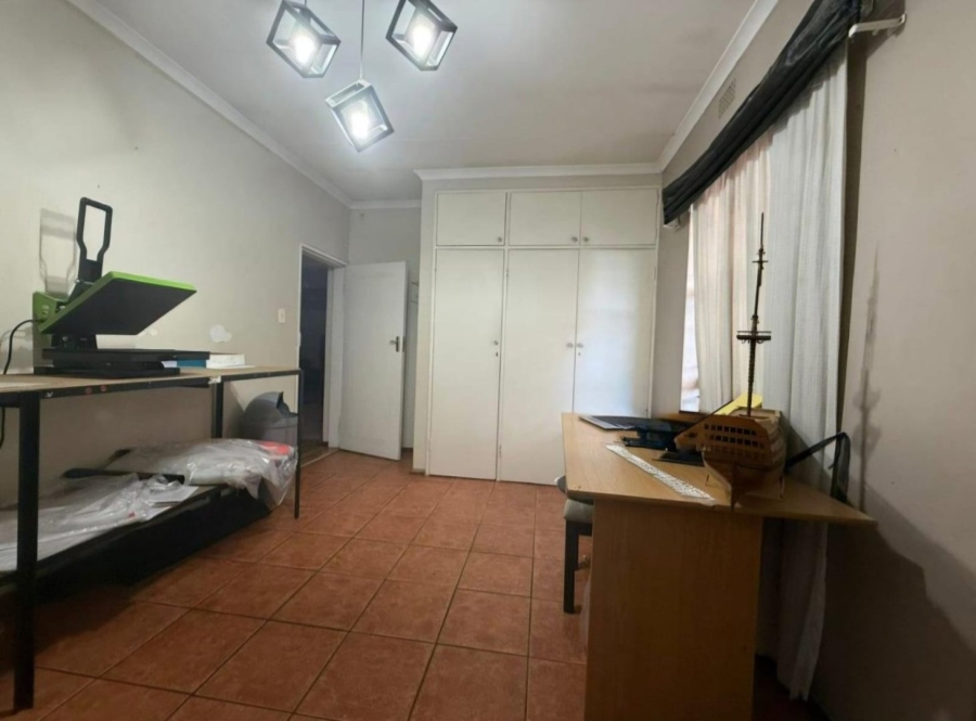 4 Bedroom Property for Sale in Vanderbijlpark Sw 2 Gauteng