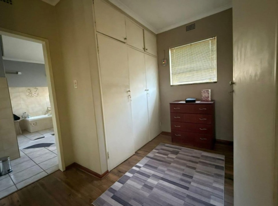 4 Bedroom Property for Sale in Vanderbijlpark Sw 2 Gauteng