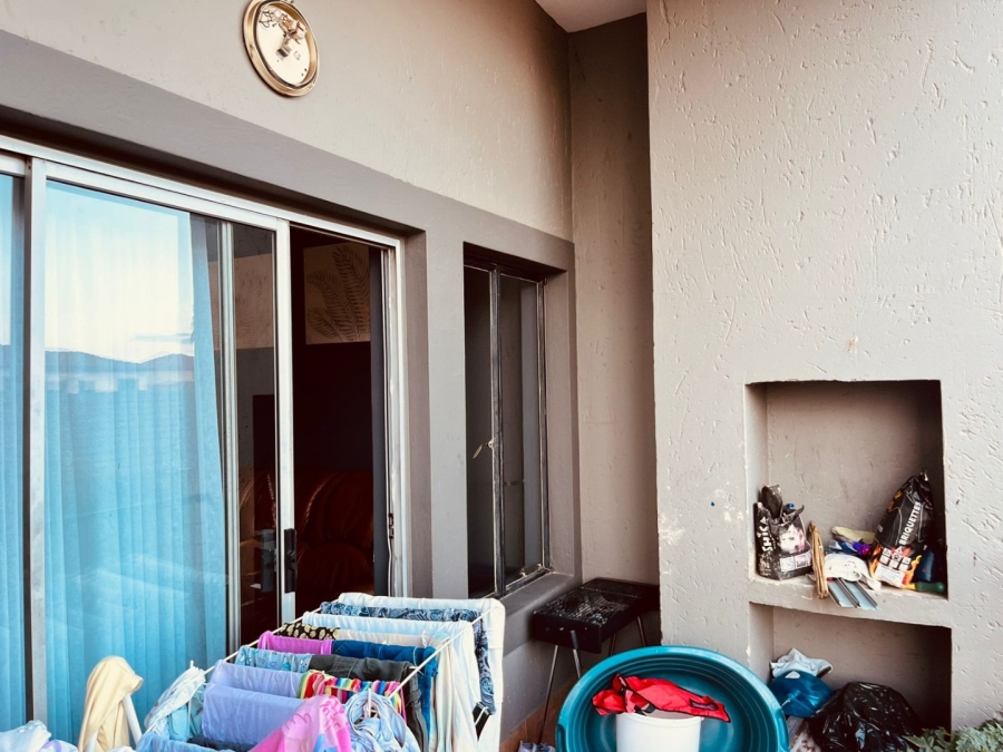 To Let 2 Bedroom Property for Rent in Noordwyk Gauteng