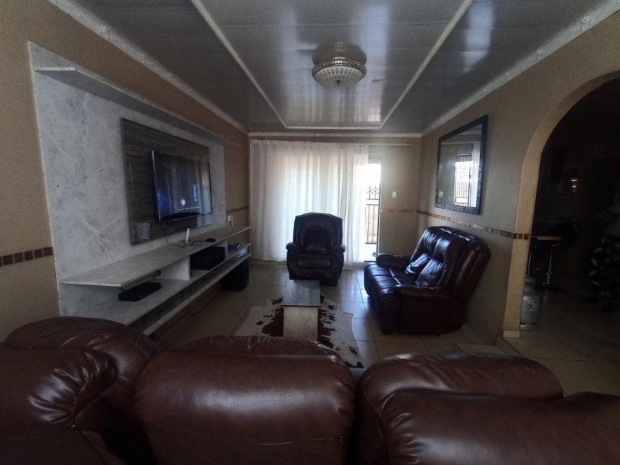 3 Bedroom Property for Sale in Stretford Gauteng