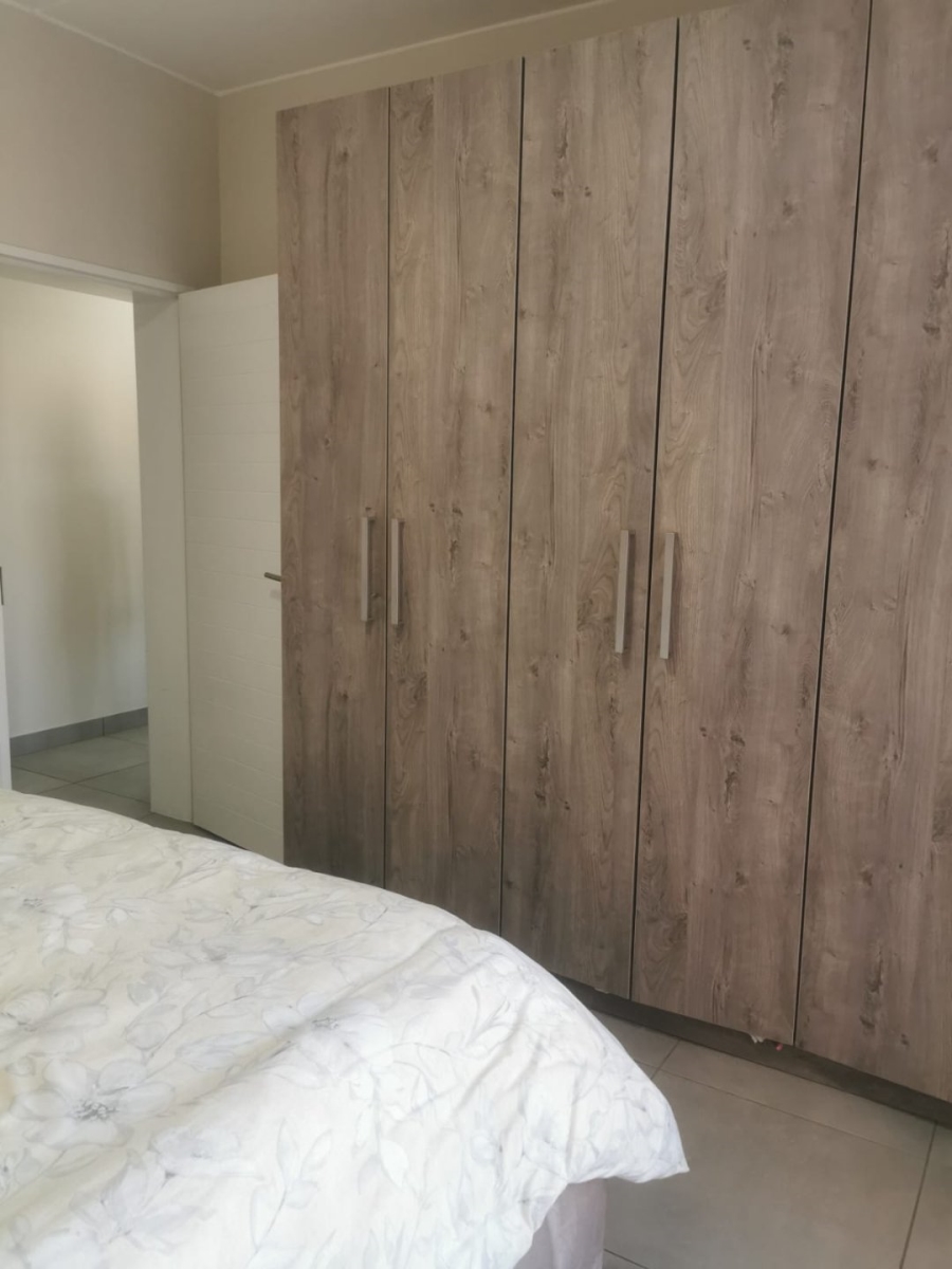 To Let 2 Bedroom Property for Rent in Kensington Gauteng