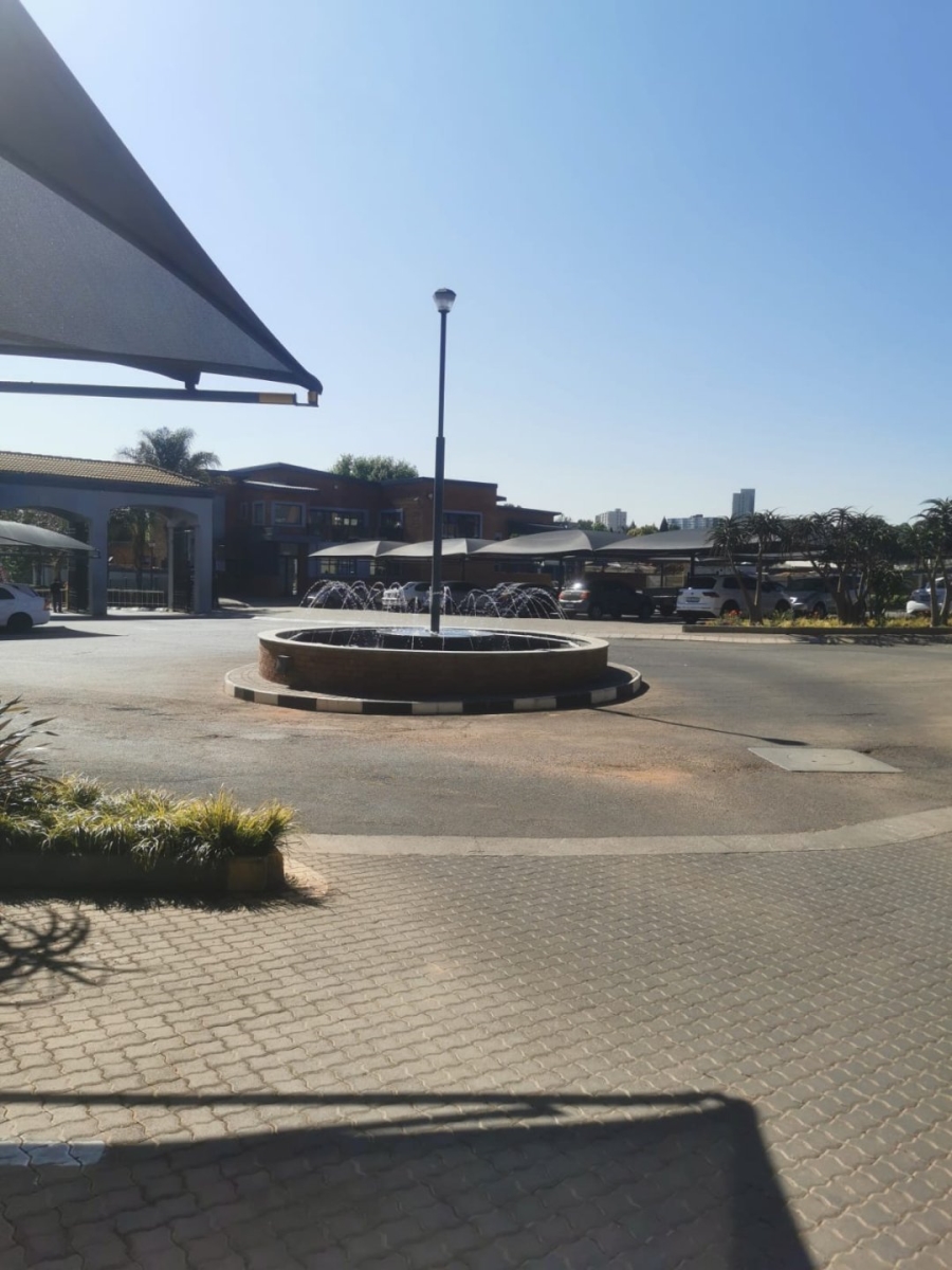 To Let 2 Bedroom Property for Rent in Kensington Gauteng