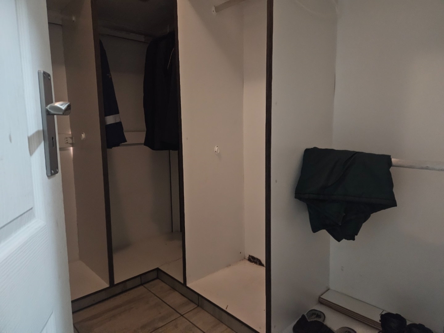 3 Bedroom Property for Sale in Crystal Park Gauteng