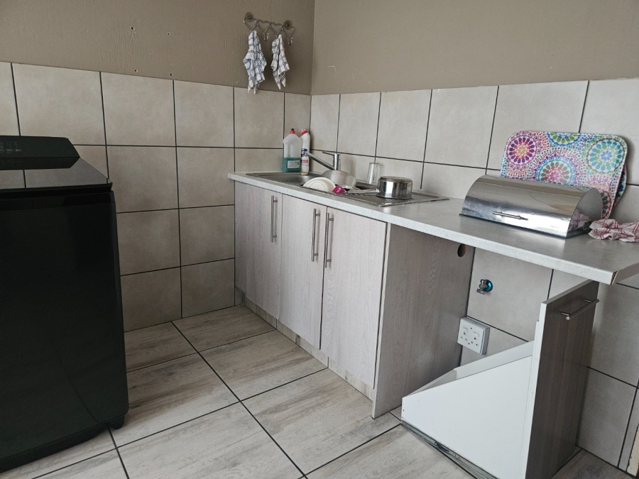 3 Bedroom Property for Sale in Crystal Park Gauteng